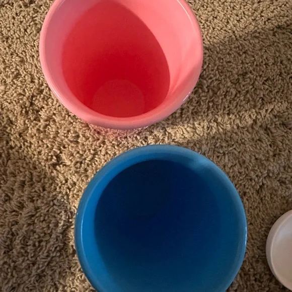 Tupperware Pink and Blue Tumblers - Picture 2 of 3